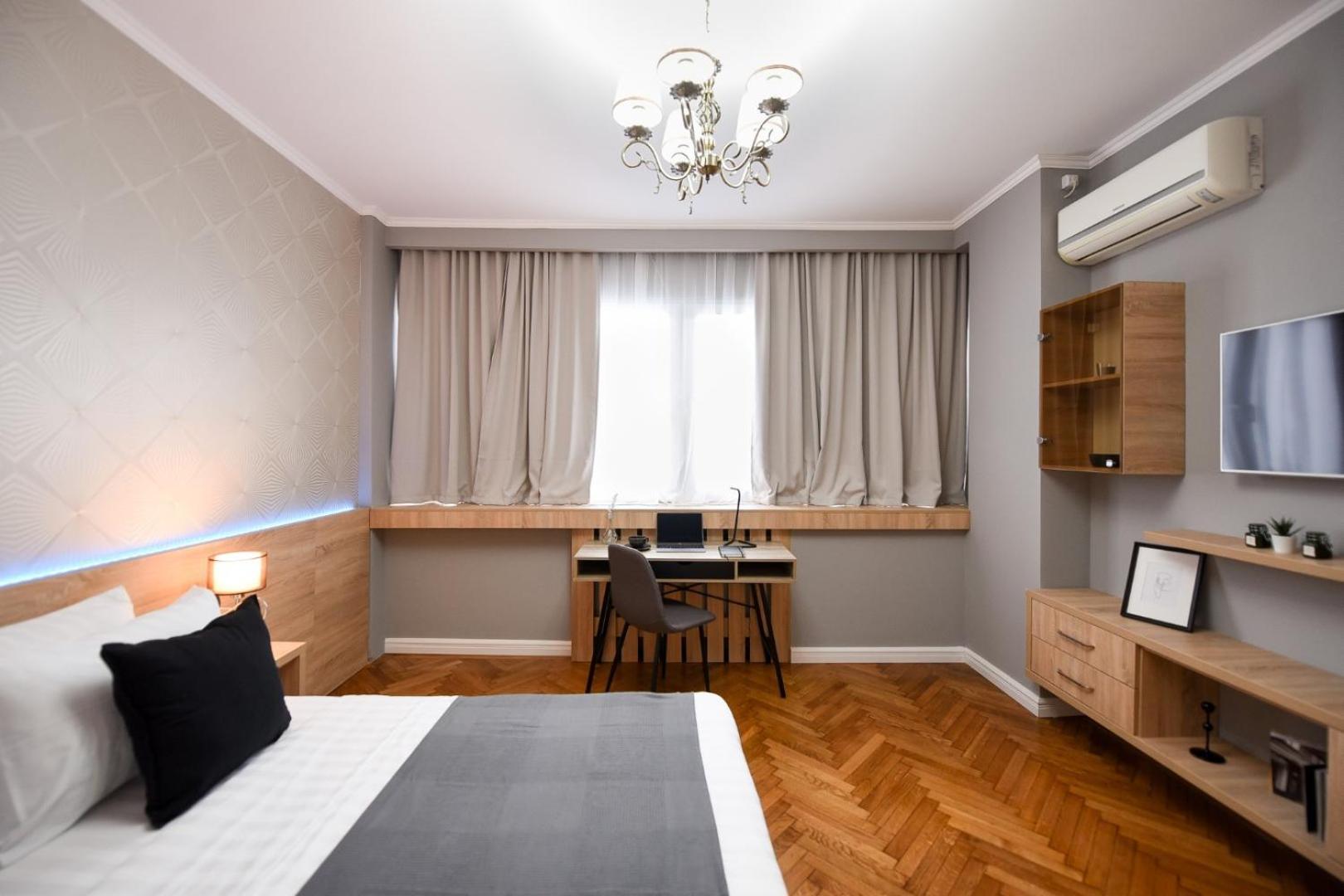 City Center Getaway - Cozy Accommodation For Your Perfect Stay Букурещ Стая снимка