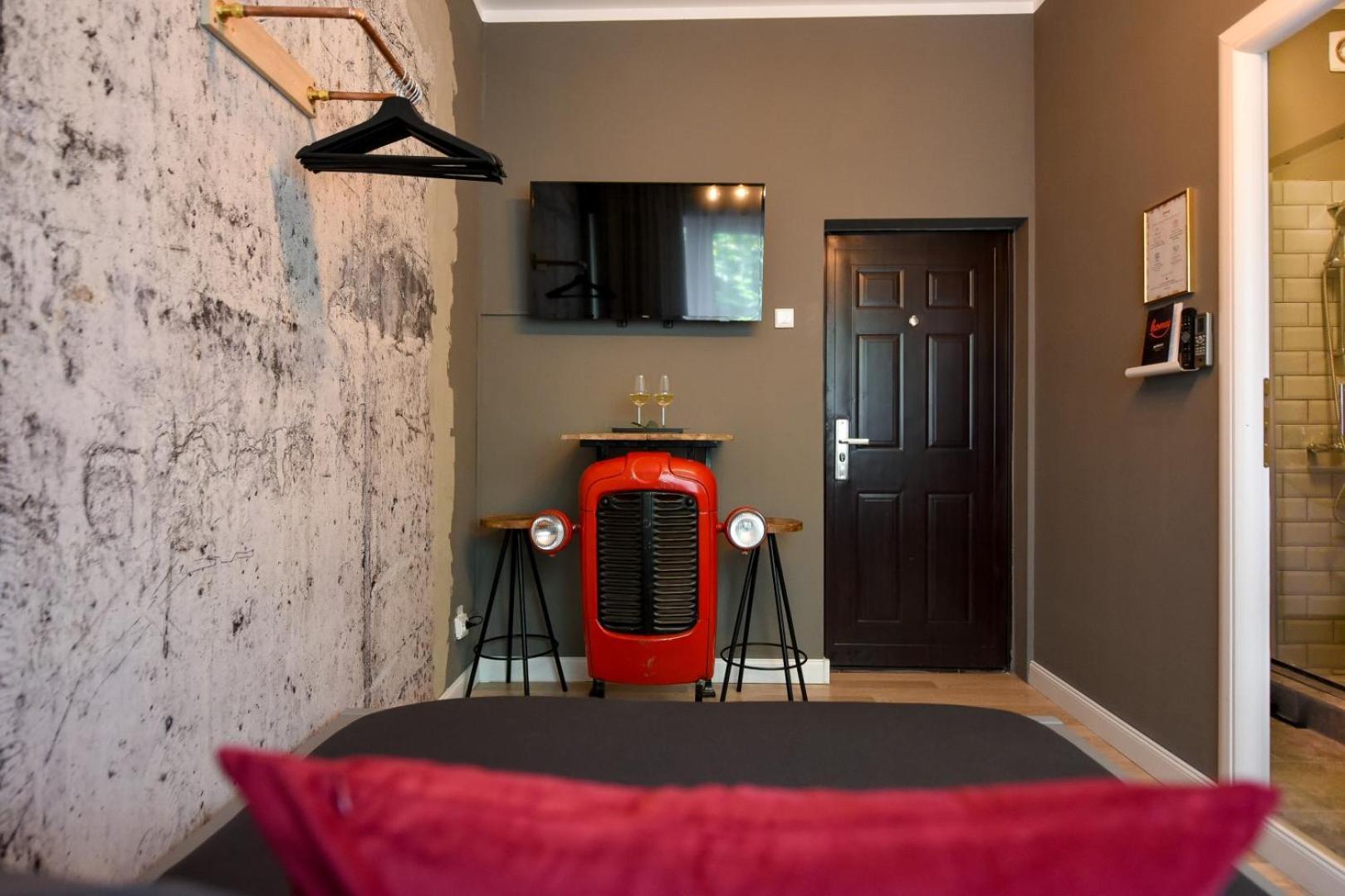 City Center Getaway - Cozy Accommodation For Your Perfect Stay Букурещ Стая снимка